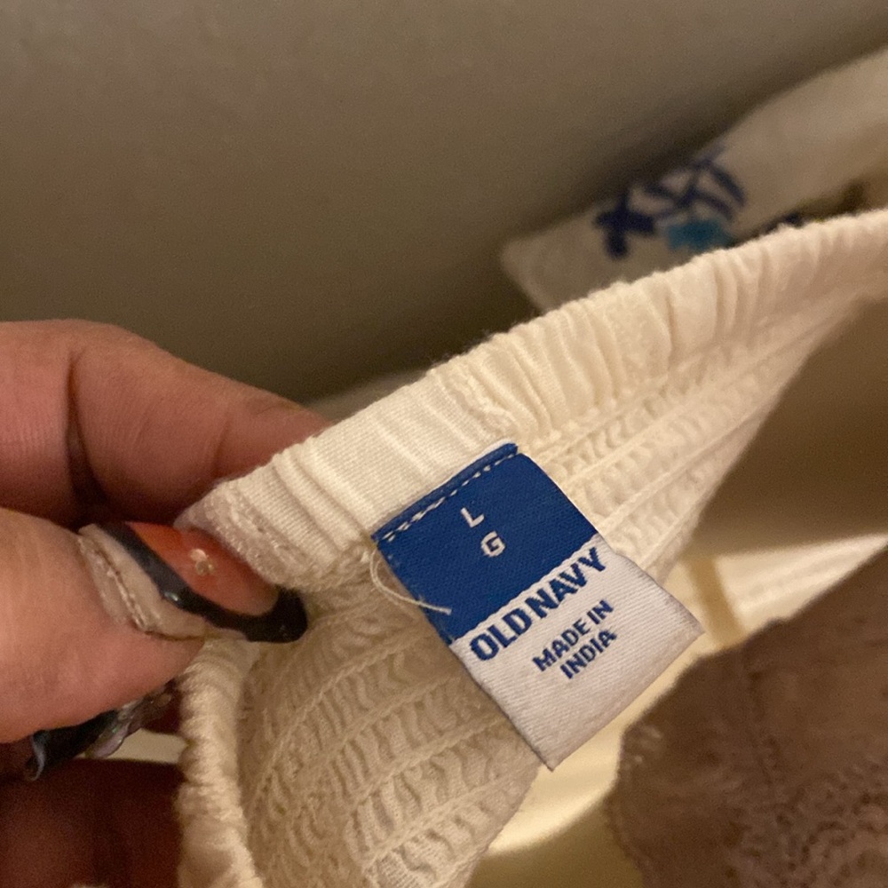 Old Navy Large top - Picture 5 of 8